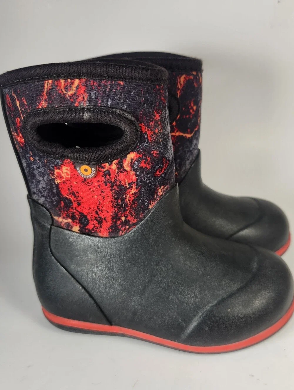 BOGS Baby Classic Acid Camo Boots 8 EU 24 Black Red Waterproof Insulated Shoes